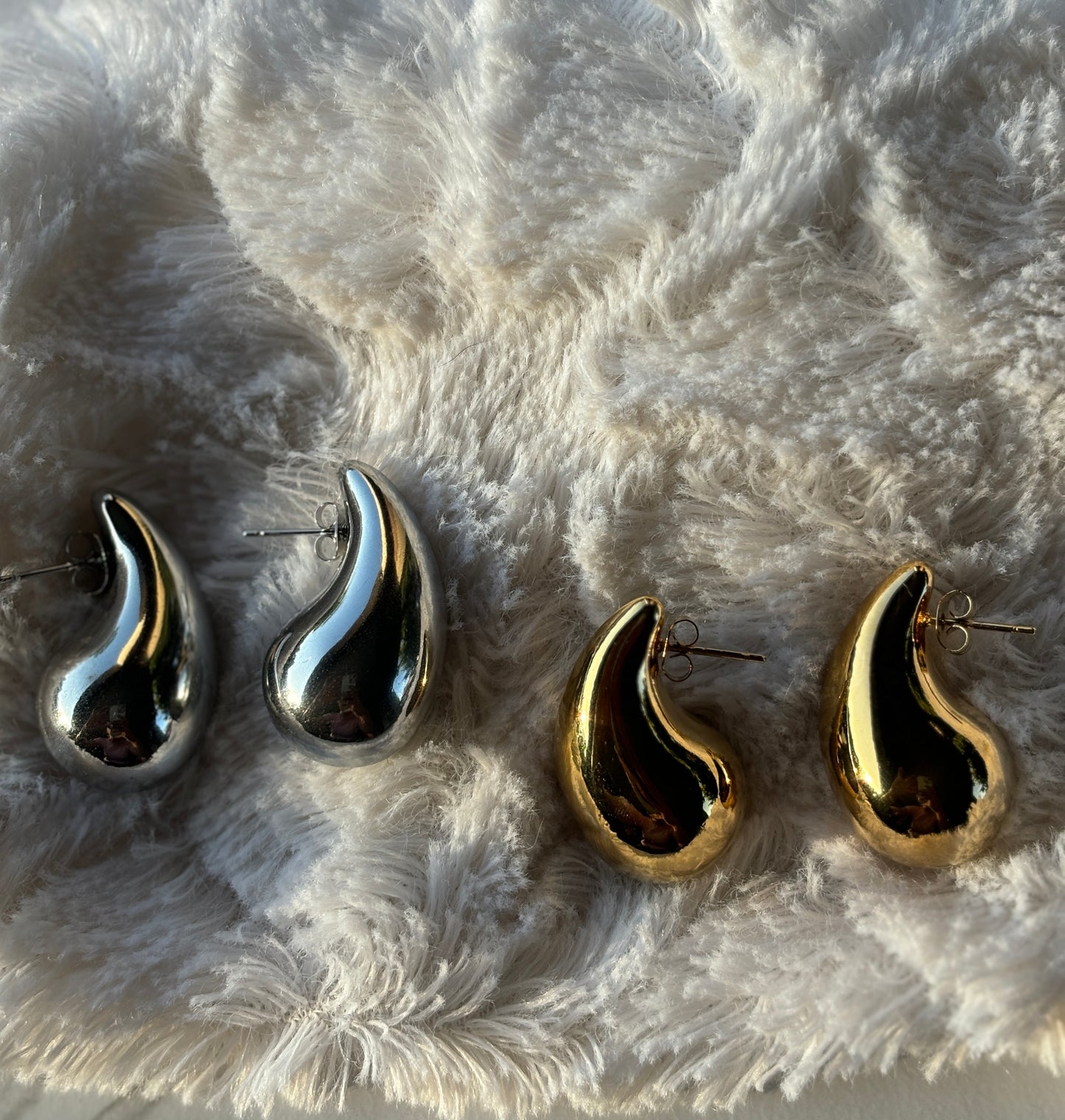 Gold Waterdrop earrings
