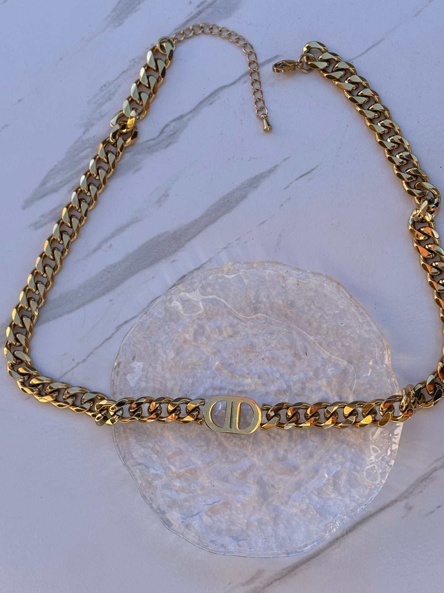 Statement necklace